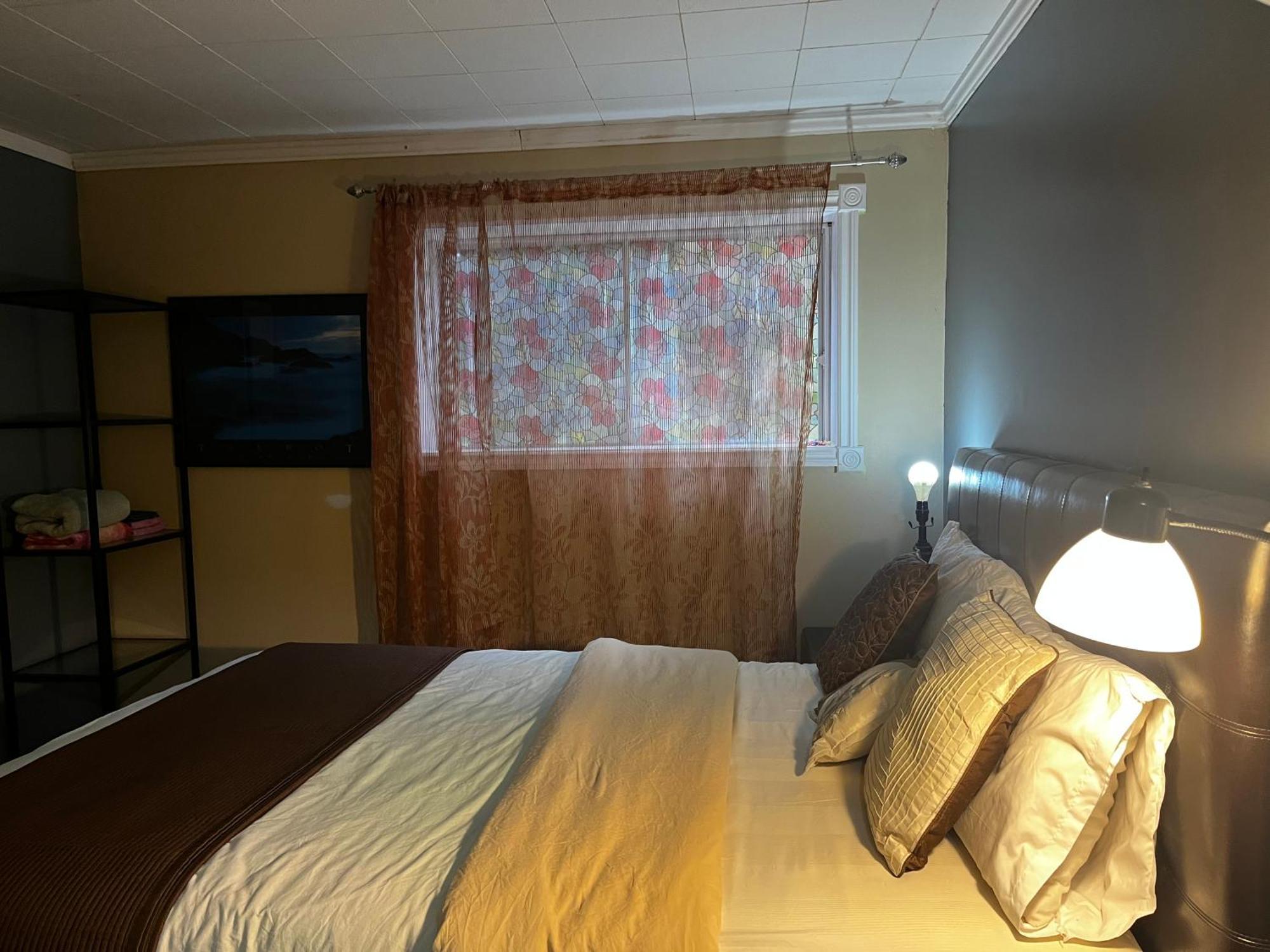 Beautiful Room Close Airport! YYC Kültér fotó